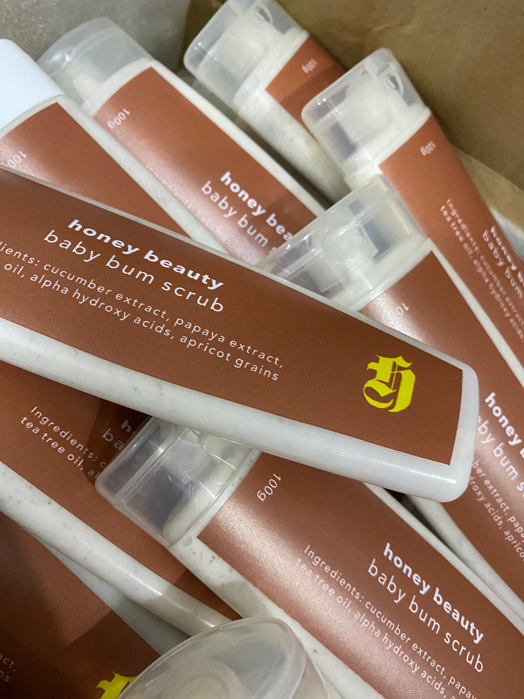 Butt acne buttne Baby Bum Scrub - Honey Beauty Ph